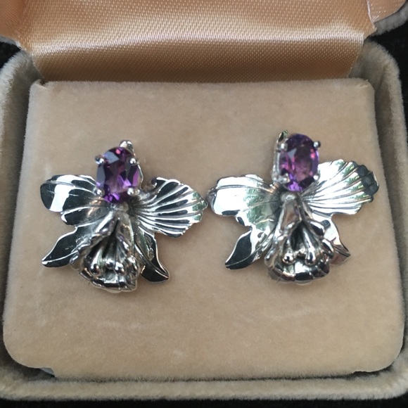 Sterling and Amethyst earrings from Maui - Picture 1 of 4